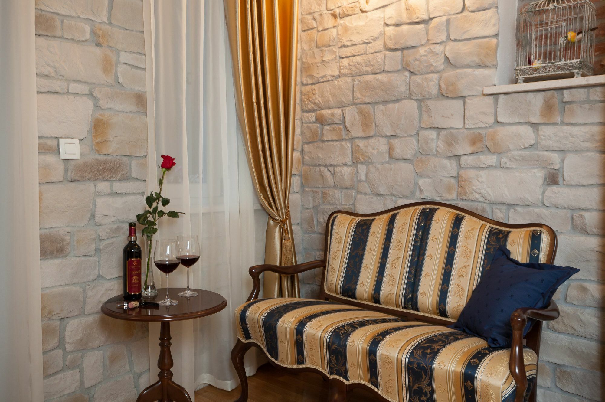 Priska Heritage Rooms (Adults Only) Split Exterior photo