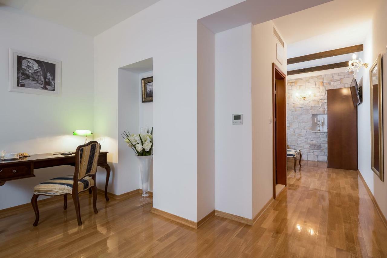 Priska Heritage Rooms (Adults Only) Split Room photo